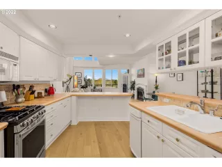 Photo #3: 22601939 Listing 