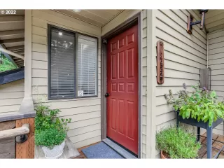 Photo #2: 22604021 Listing