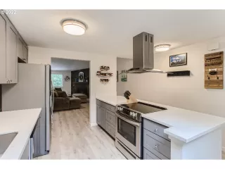 Photo #3: 22604021 Listing