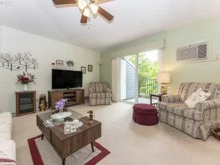 Photo #5: 22604513 Listing 