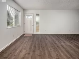 Photo #2: 22606038 Listing