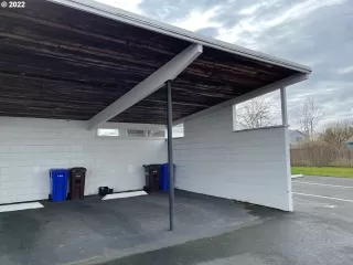 Photo #4: 22606378 Listing