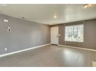 Photo #4: 22606405 Listing 