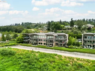 Photo #1: 22607968 Listing