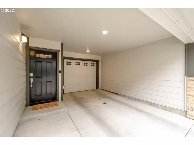 MLS: 22608853 Condo For Sale