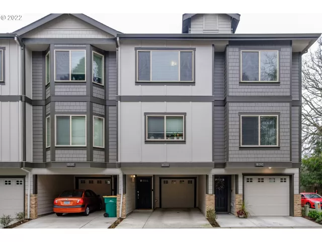 MLS: 22608853 Condo For Sale