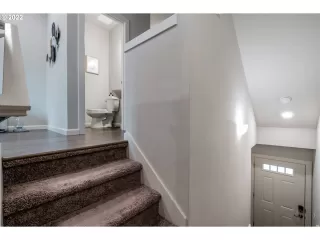 Photo #4: 22608853 Listing 