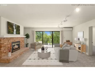 Photo #5: 22609270 Listing