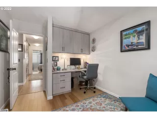 Photo #6: 22609382 Listing