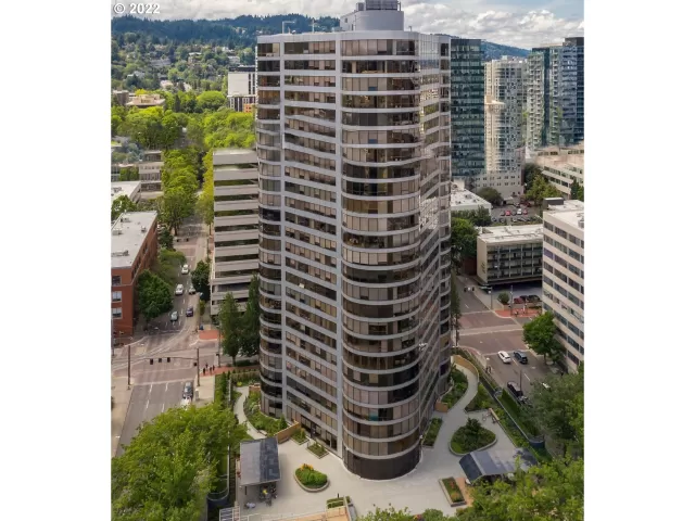 MLS: 22609736 Condo For Sale