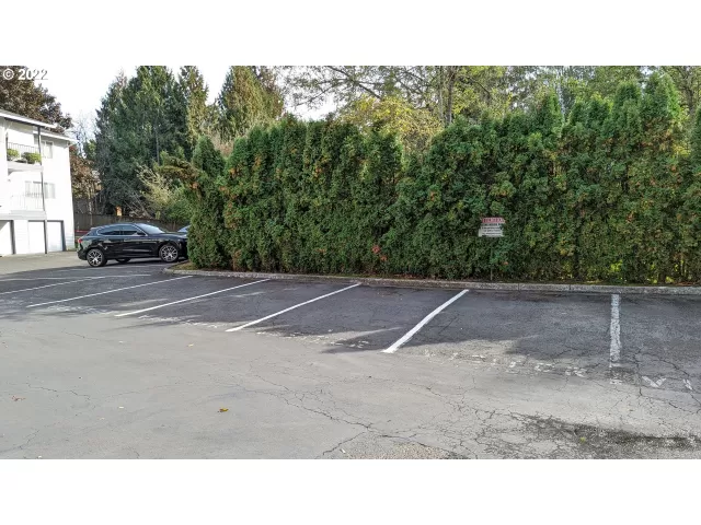 MLS: 22610551 Condo For Sale