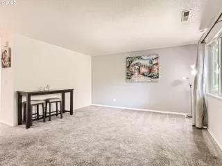 Photo #6: 22610551 Listing 