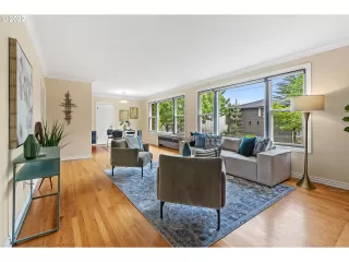 Photo #2: 22610579 Listing