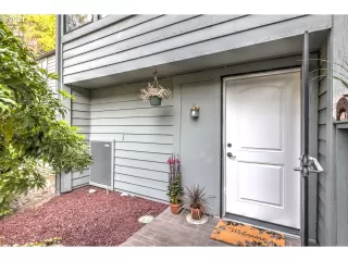 Photo #1: 22610830 Listing