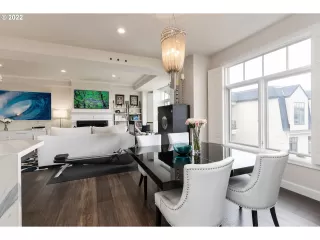 Photo #2: 22611410 Listing