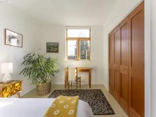 Photo #2: 22612200 Listing