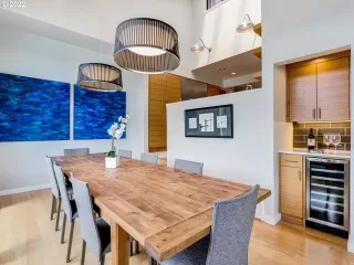 Photo #5: 22612371 Listing