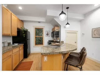 Photo #1: 22613815 Listing