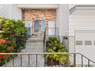 Photo #5: 22616455 Listing