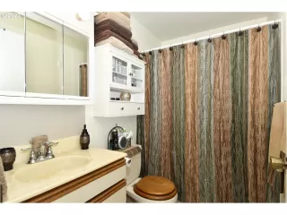 Photo #4: 22616742 Listing