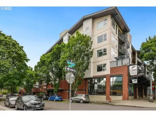 Photo #1: 22616930 Listing