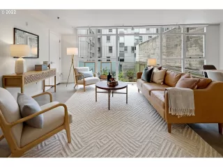 Photo #6: 22617641 Listing