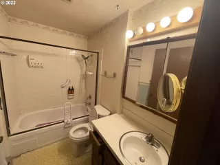 Photo #2: 22617716 Listing