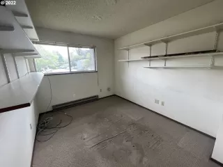 Photo #6: 22617716 Listing