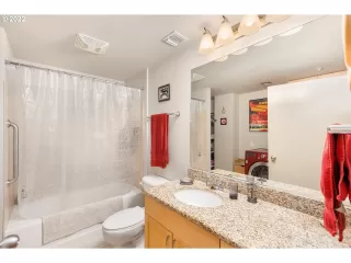 Photo #4: 22617889 Listing 