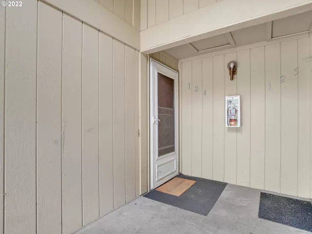 MLS: 22618037 Condo For Sale