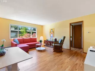 Photo #4: 22618074 Listing 