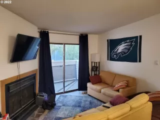 Photo #5: 22618088 Listing 