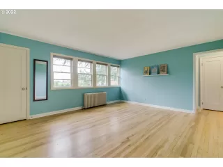 Photo #5: 22618322 Listing