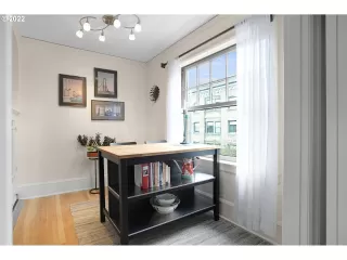 Photo #2: 22621330 Listing