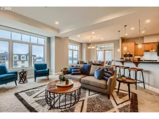 Photo #2: 22621546 Listing