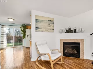 Photo #5: 22621940 Listing 