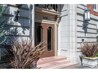 Photo #4: 22622124 Listing 