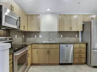 Photo #3: 22622908 Listing 