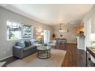 Photo #5: 22623272 Listing