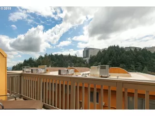 Photo #6: 22624419 Listing