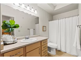 Photo #2: 22625917 Listing