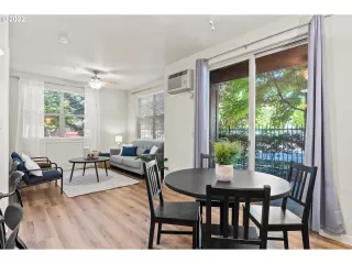 Photo #3: 22625917 Listing