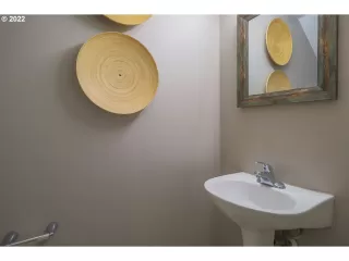 Photo #3: 22626603 Listing