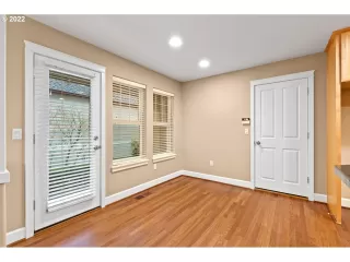 Photo #6: 22626738 Listing