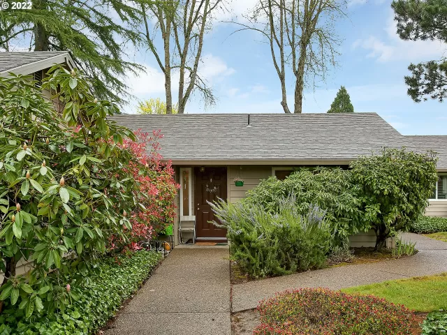 MLS: 22626762 Condo For Sale