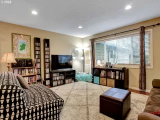 Photo #3: 22626762 Listing