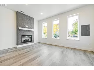 Photo #3: 22627207 Listing
