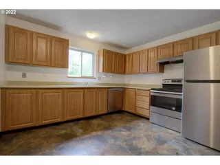 Photo #2: 22627739 Listing