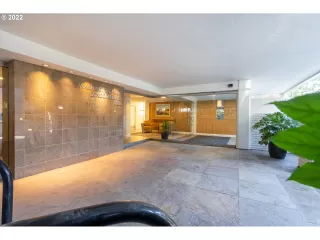 Photo #2: 22627977 Listing 