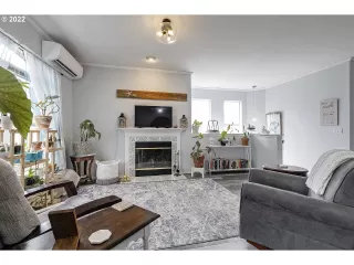 Photo #1: 22628474 Listing